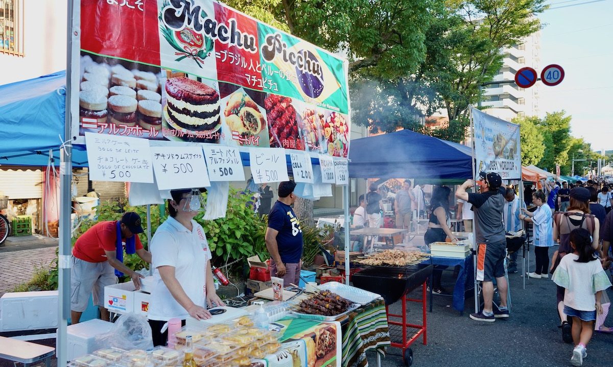 19掛川納涼祭レポ 街中はお祭りムード 屋台やバンド演奏 すごく盛り上がりました 掛川暮らしのマガジン