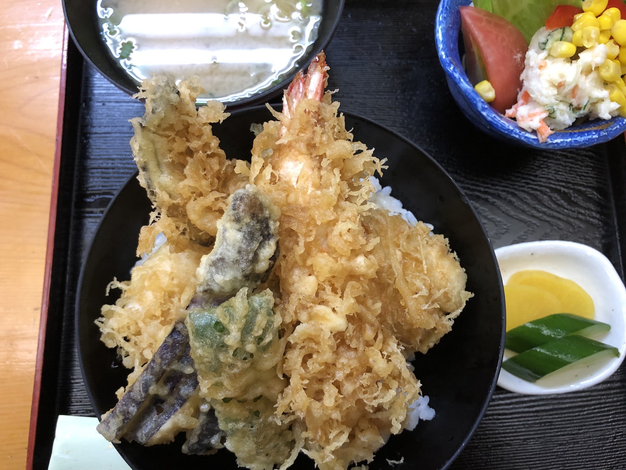 掛川で天丼といえば「天城」！ランチの天丼はカリカリの衣が最高に美味しい